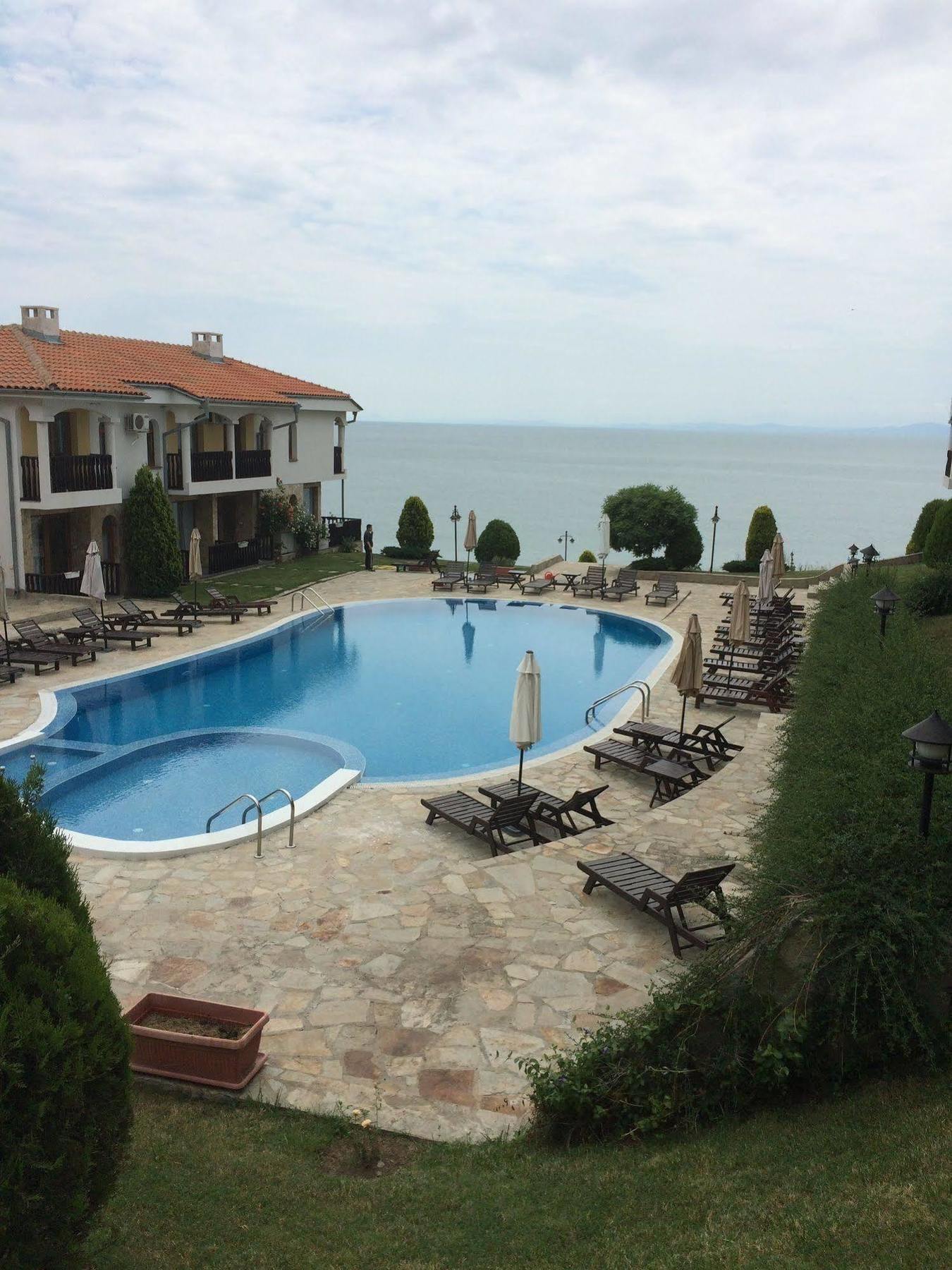 Tsb Sun Coast Apartments Свети Влас Екстериор снимка