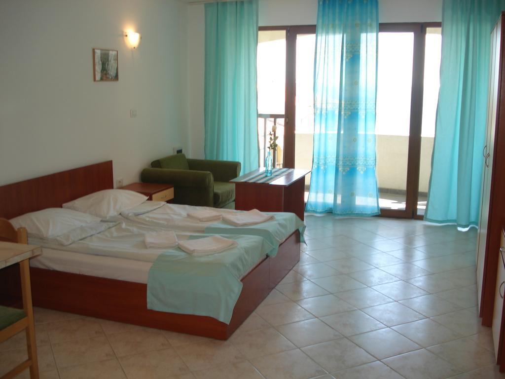 Tsb Sun Coast Apartments Свети Влас Екстериор снимка